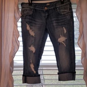 Almost Famous Capris / Bundle 3 for $10